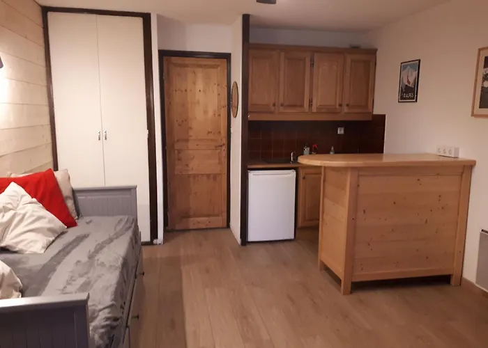 T1 Les 2 Alpes Le Kandahar Ле дез Альп