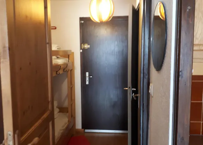 T1 Les 2 Alpes Le Kandahar Апартаменты Ле дез Альп