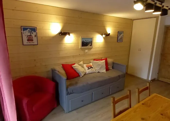 T1 Les 2 Alpes Le Kandahar Апартаменты